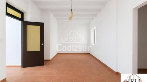 Foto 3 de Piso en venta en Calle Enrique de las Marinas, Alameda - Mentidero - Teatro Falla, Cádiz