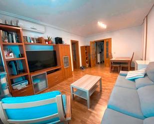Living room of Flat for sale in Valdemoro  with Air Conditioner, Heating and Storage room