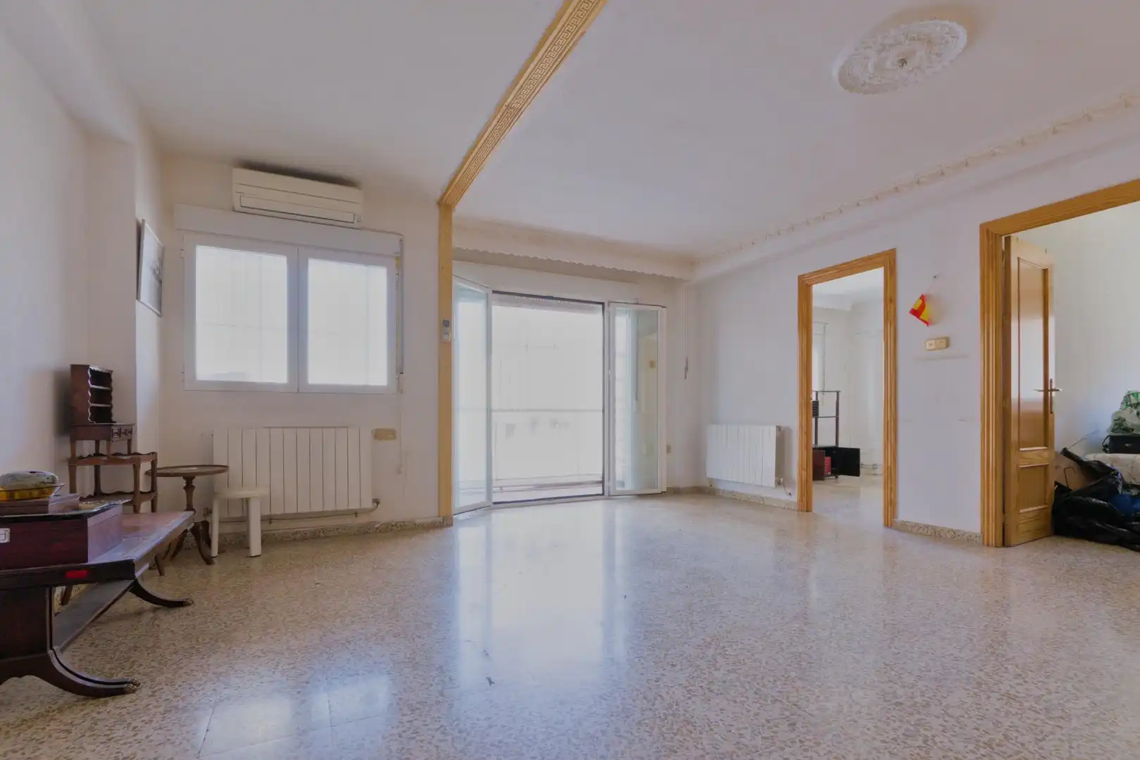 Flat for sale in Granada  with Heating