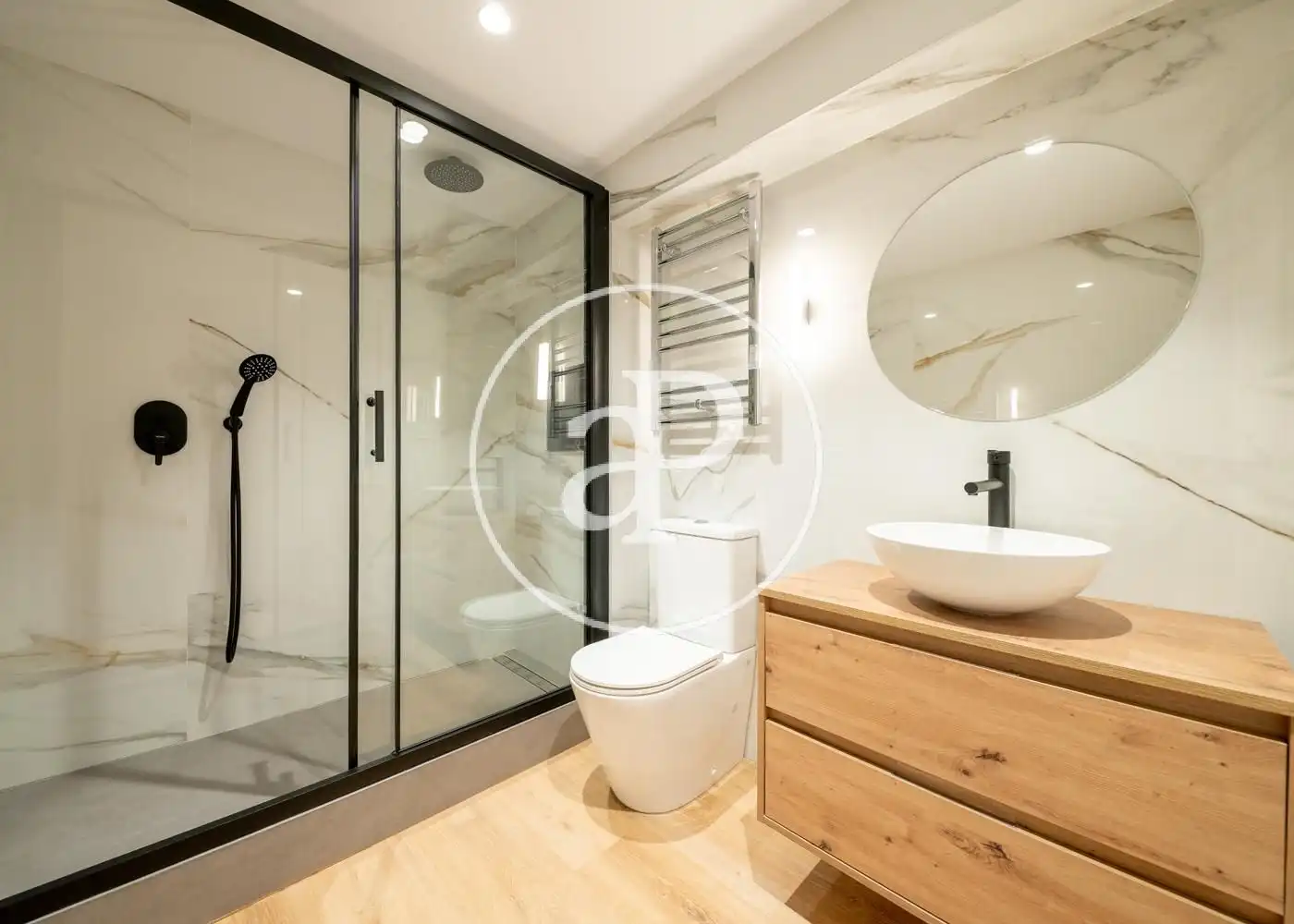 Baño de Dúplex en venta en Madrid con Aire acondicionado, Calefacción y Amueblado