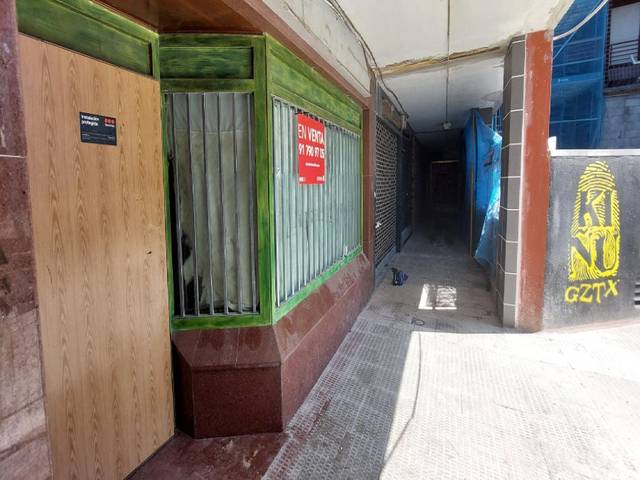 Local comercial en Venta en San Pedro de Deusto - La Ribera