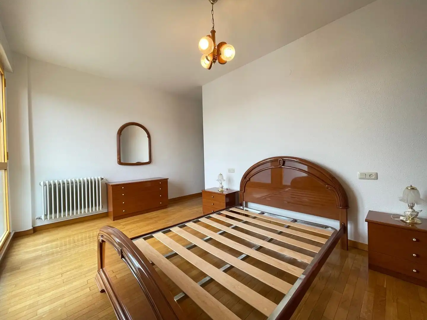Bedroom of Flat for rent in Camponaraya, León