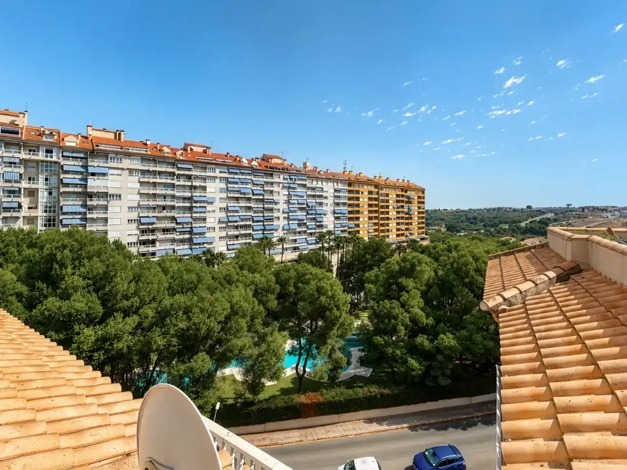 Vista exterior de Piso en venta en Orihuela con Aire acondicionado, Piscina y Balcón