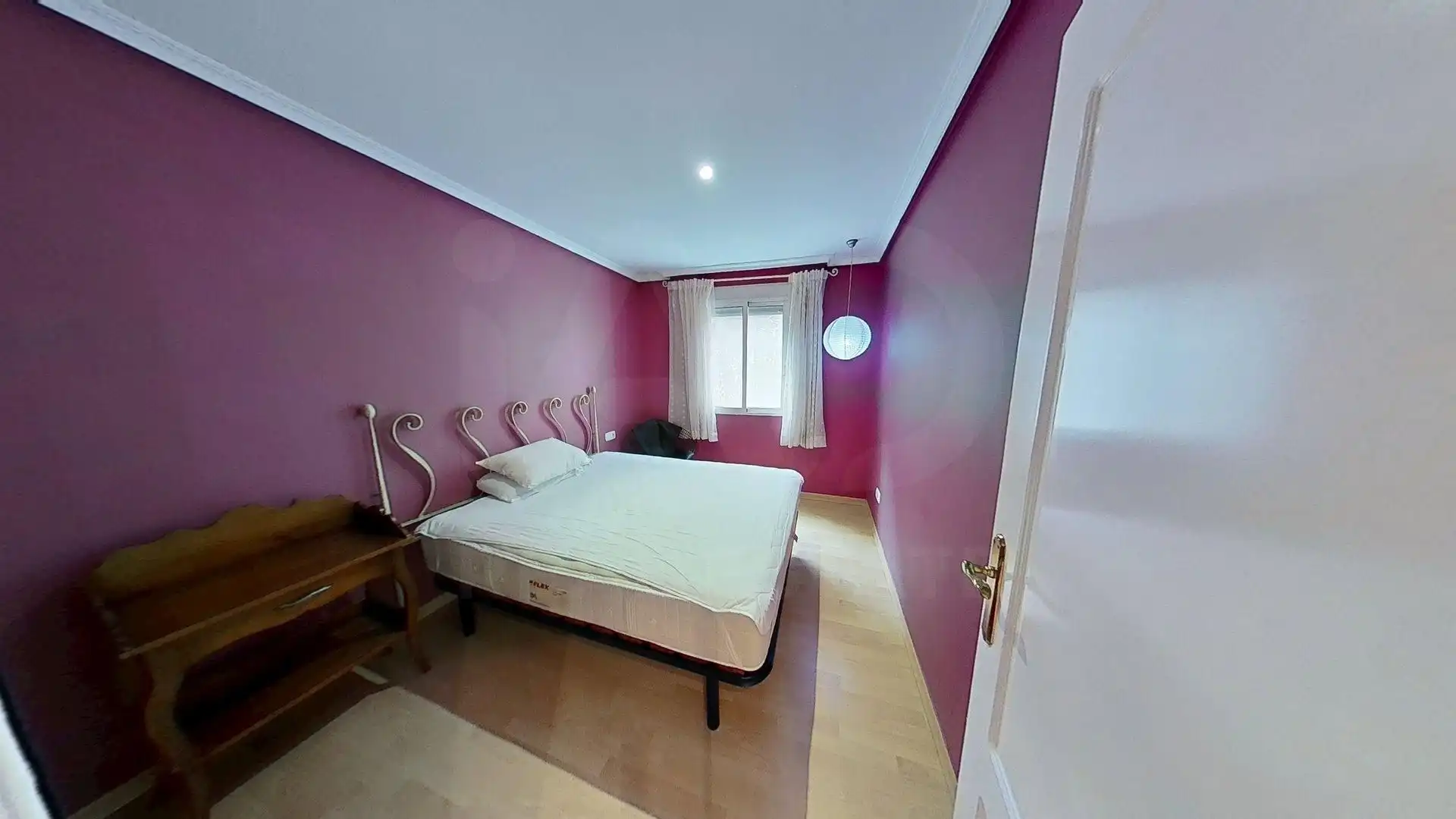 Schlafzimmer von Wohnung zur Miete in Centro