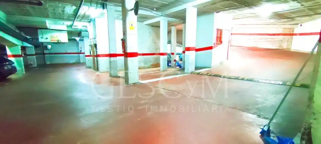 Pis en venda en Sant Joan Despí amb Jardí privat, Terrassa i Balcó