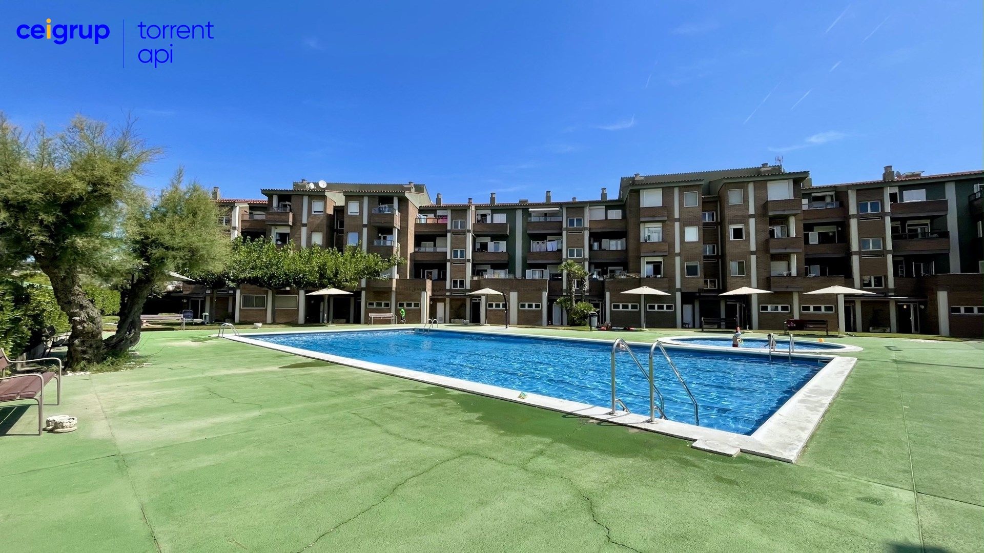 Swimming pool of Flat for sale in L'Estartit  with Air Conditioner, Terrace and Swimming Pool