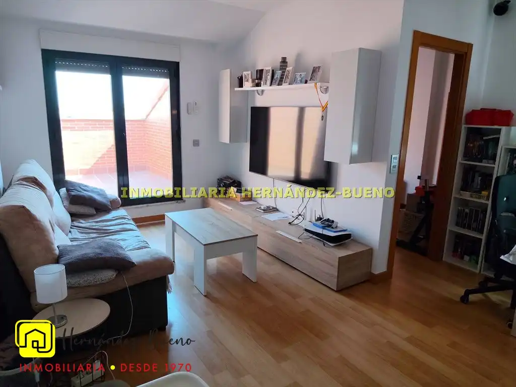 Sala de estar de Piso en venta en Moriscos con Calefacción y Terraza