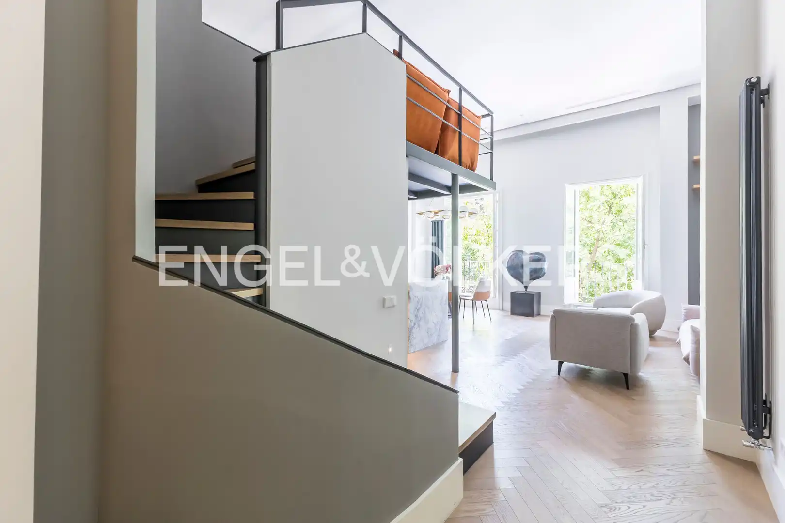 Exterior view of Flat for sale in Madrid  with Air Conditioner, Heating and Storage room