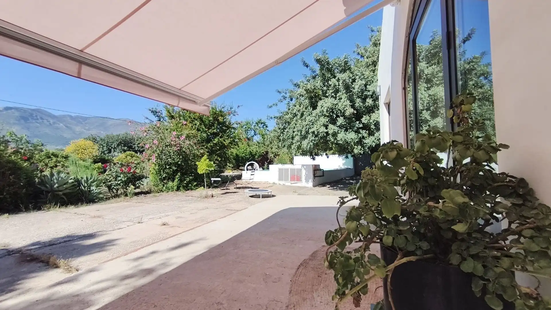 Terraza de Finca rústica en venta en Alhaurín El Grande con Piscina