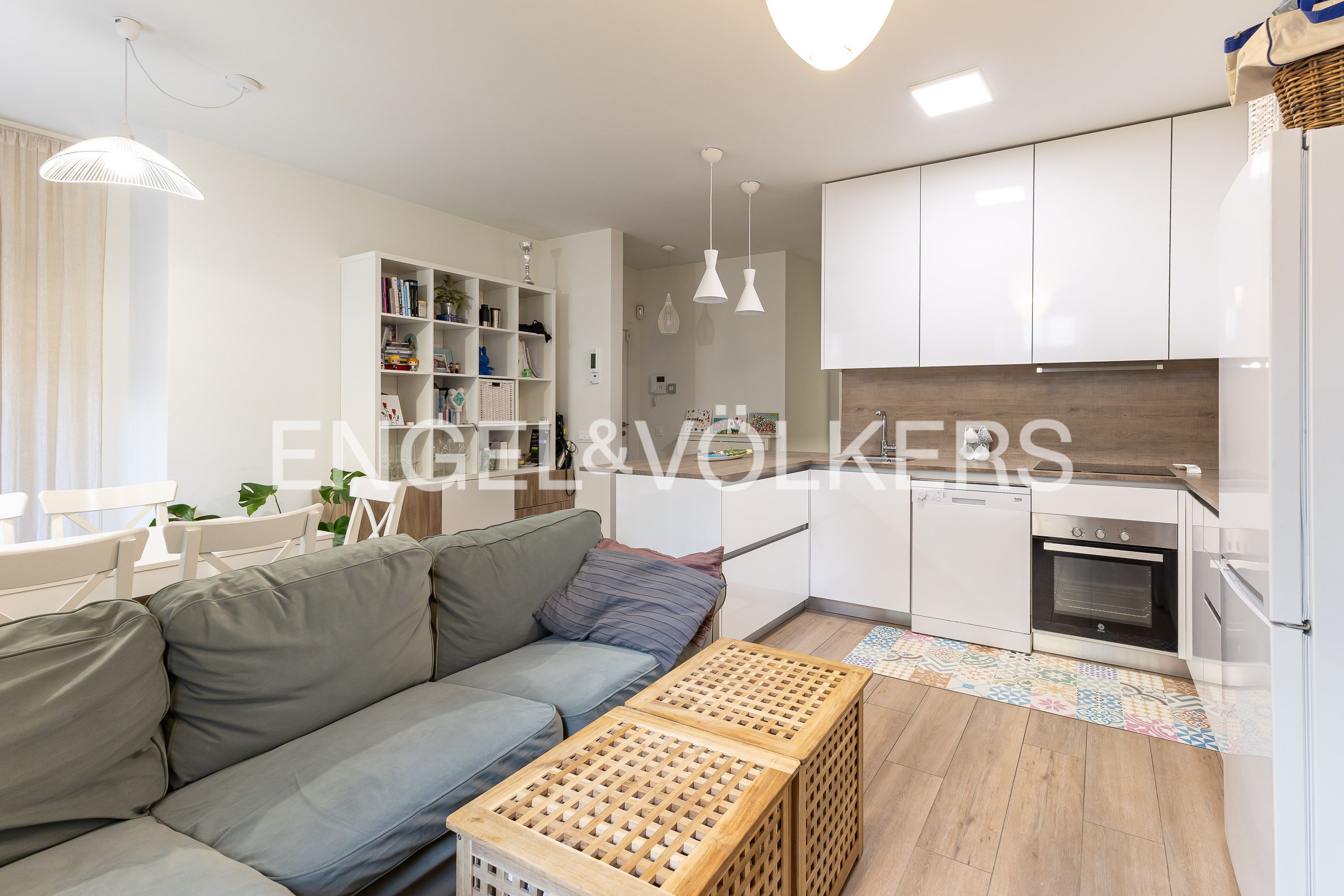 Living room of Flat for sale in  Madrid Capital  with Air Conditioner, Heating and Terrace