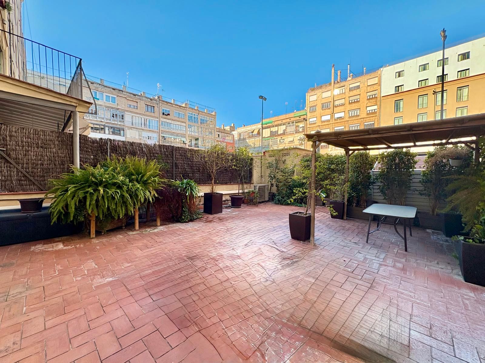 Oficina de lloguer a Carrer de València, 293, Dreta de l'Eixample, Eixample