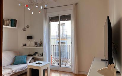 Bedroom of Apartment for sale in  Barcelona Capital  with Air Conditioner, Parquet flooring and Oven