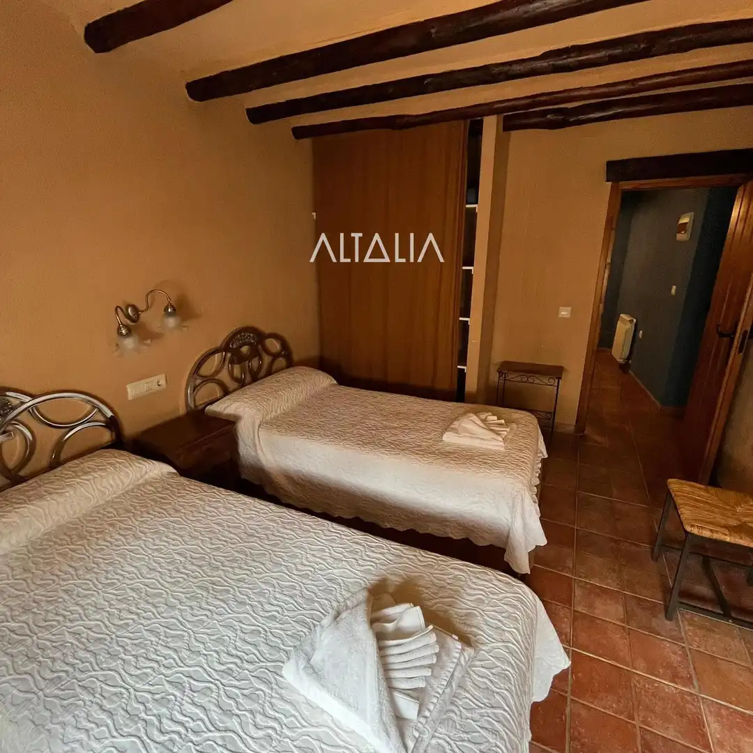Habitación de Casa o chalet en venta en Villar de Olalla con Terraza y Amueblado