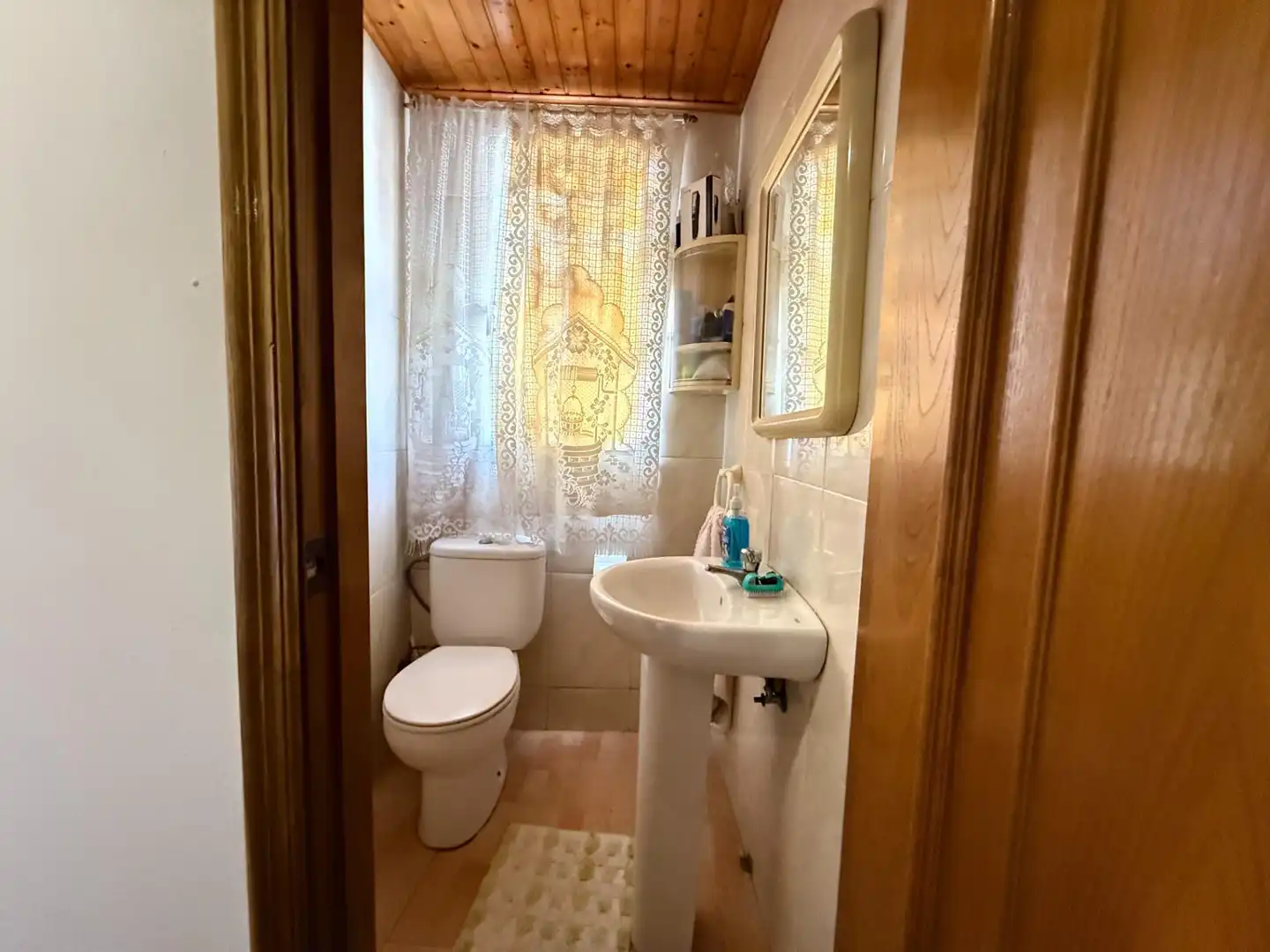 Bany de Casa o xalet en venda en Pantón amb Calefacció, Parquet i Traster