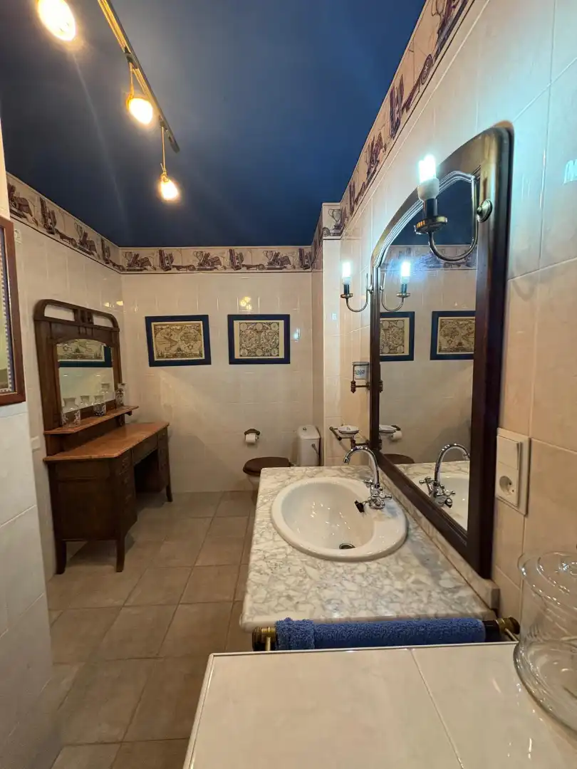 Baño de Dúplex en venta en Prades con Calefacción, Parquet y Terraza