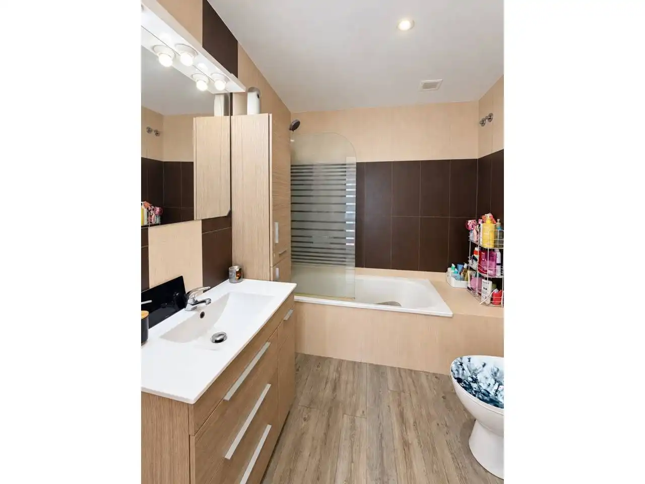 Terraced house with pool for sale in Avenida Madrid, imagen 13