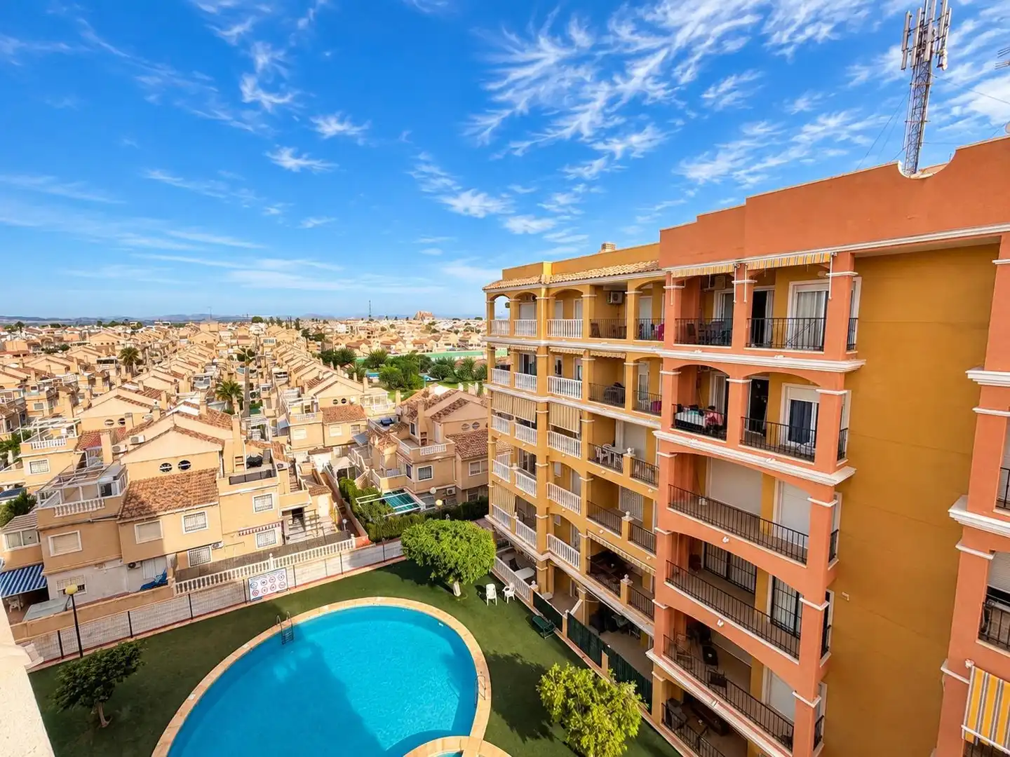 Penthouse mit Pool zum Verkauf in Nueva Torrevieja - Aguas Nuevas