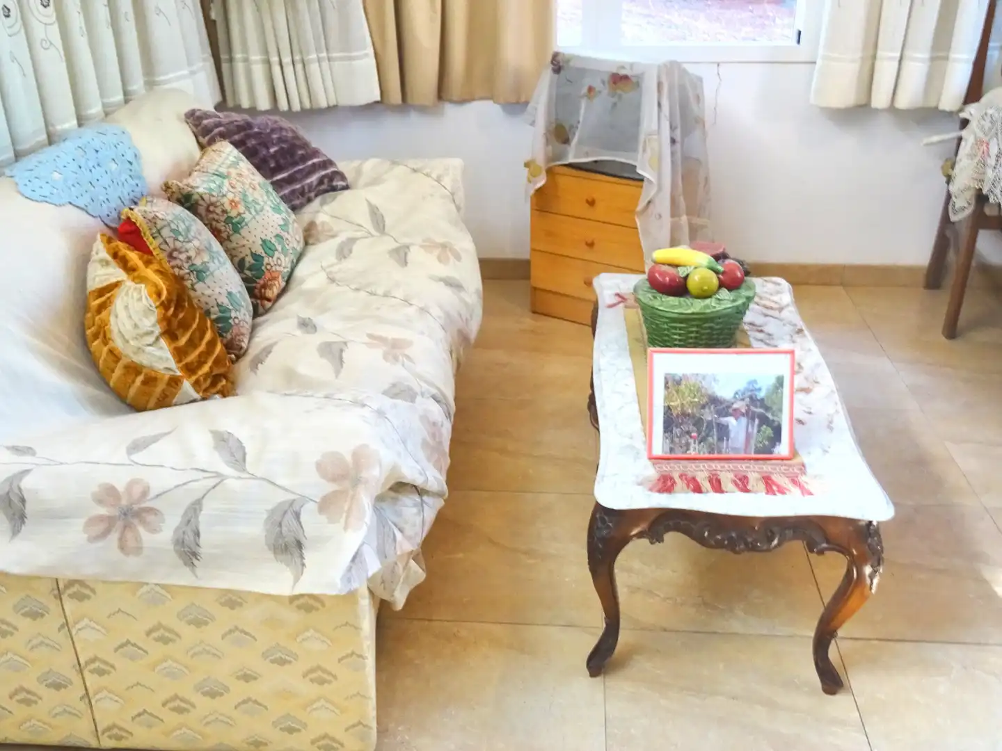 Sala d'estar de Casa o xalet en venda en Tres Cantos amb Calefacció i Terrassa