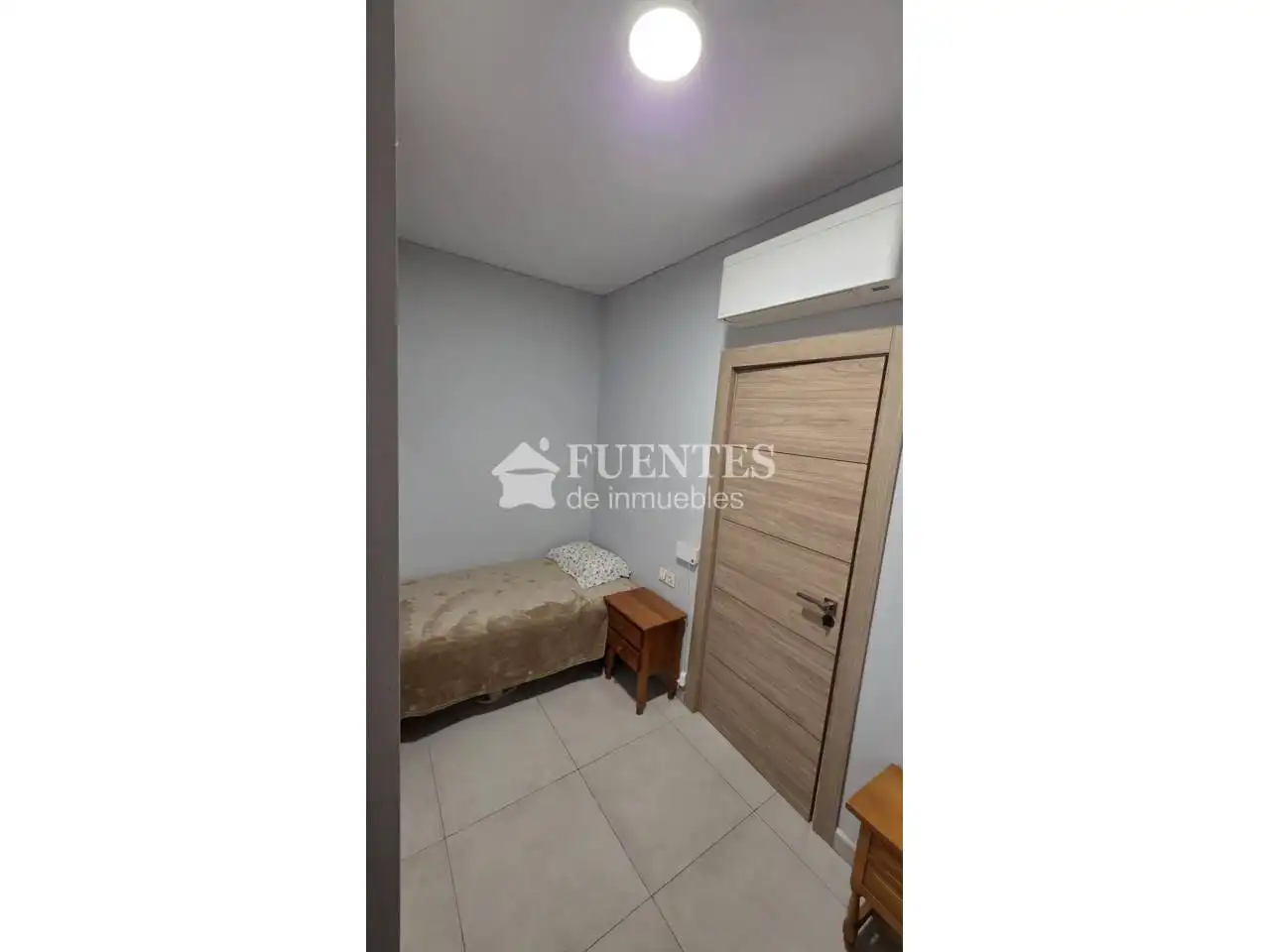 Dormitori de Local en venda en Torrevieja amb Aire condicionat