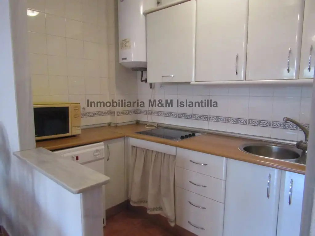 Cocina de Apartamento en venta en Islantilla con Terraza, Trastero y Amueblado
