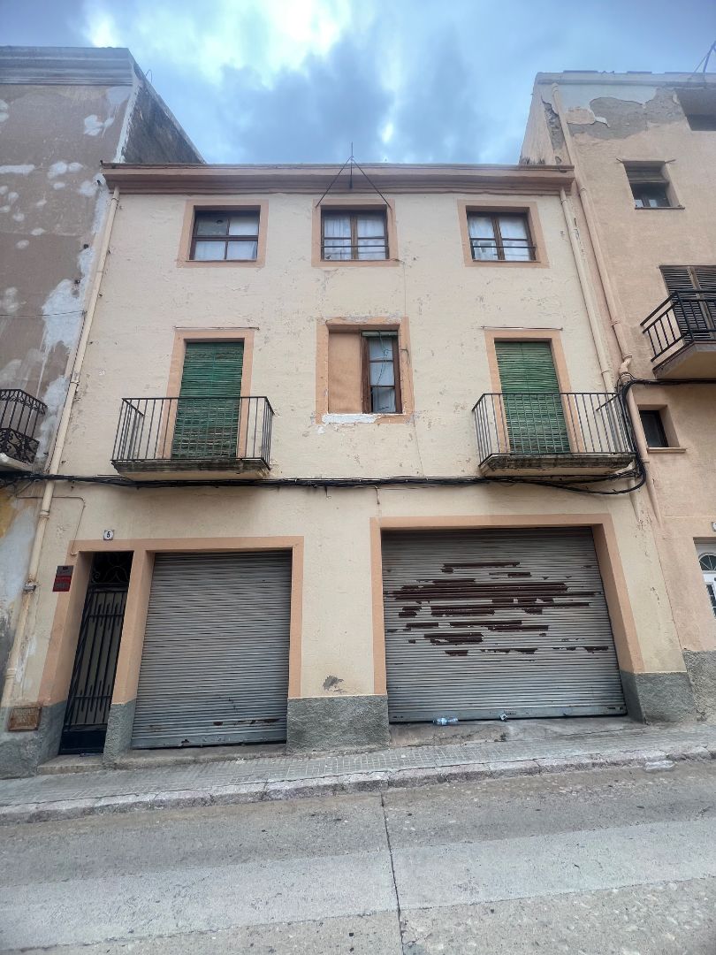 Exterior view of Single-family semi-detached for sale in Valls