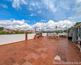 Terrassa de Casa o xalet en venda en Linares amb Aire condicionat, Terrassa i Piscina