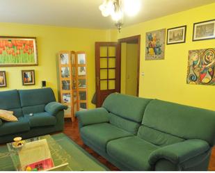 Living room of Flat for sale in Santiago de Compostela 