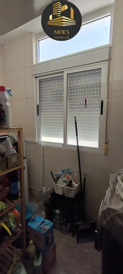 Bany de Pis en venda en Linares amb Aire condicionat, Terrassa i Traster