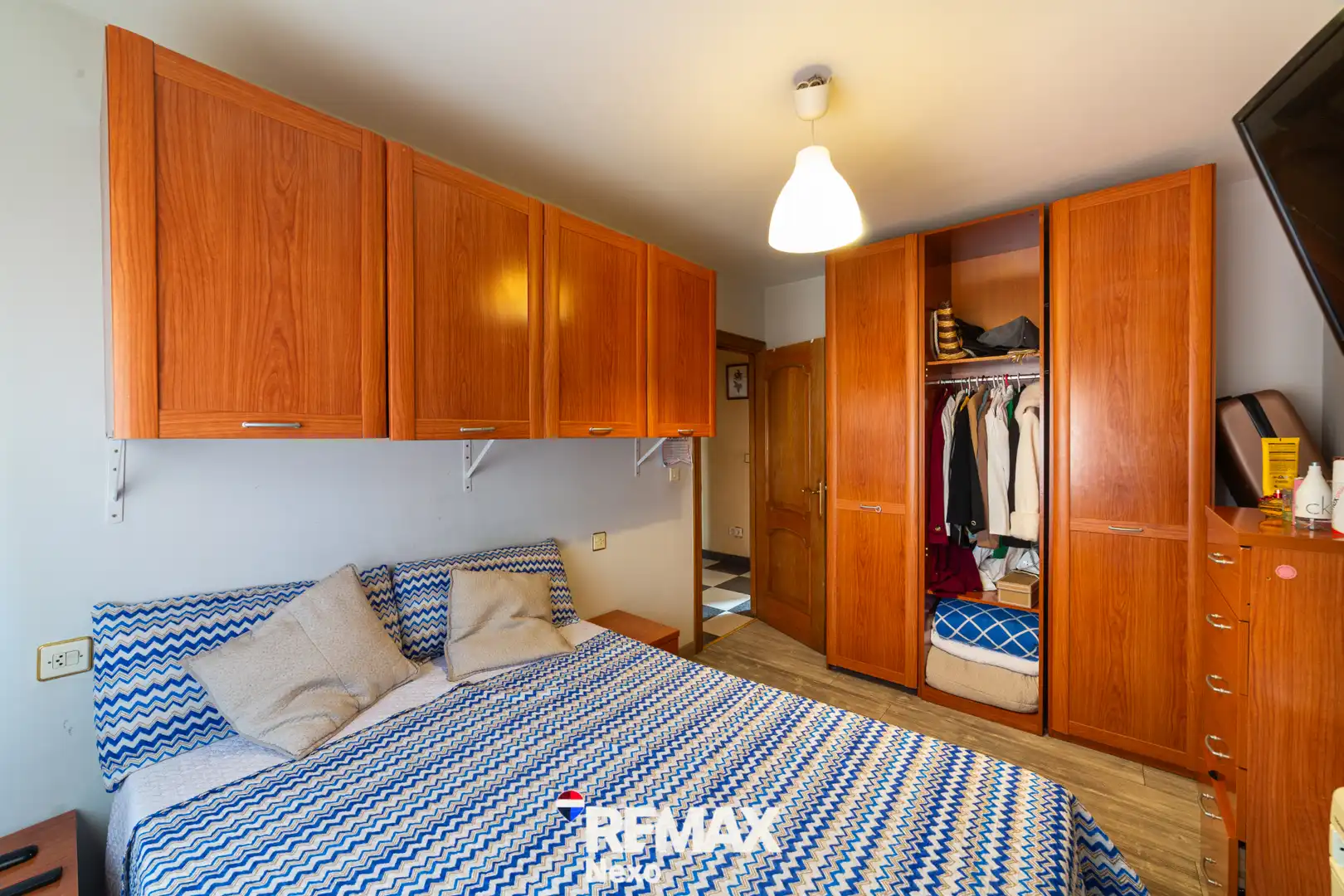 Bedroom of Flat for sale in Benavente  with Heating, Parquet flooring and Furnished