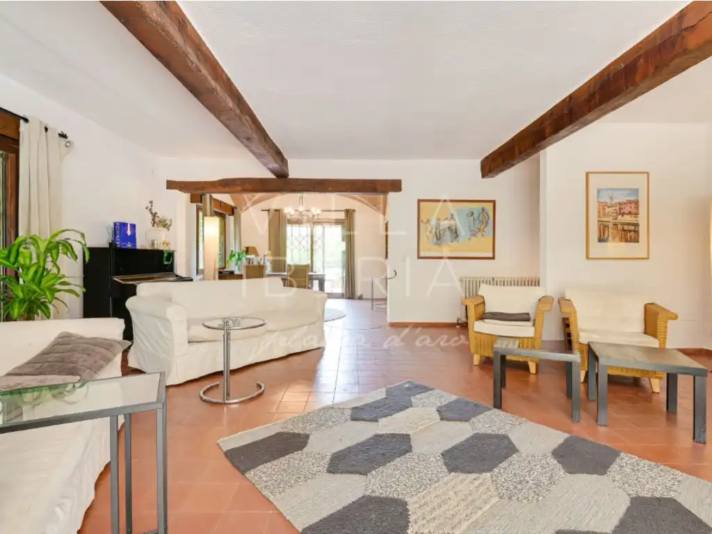 Sala d'estar de Casa o xalet en venda en Santa Cristina d'Aro amb Calefacció, Jardí privat i Terrassa