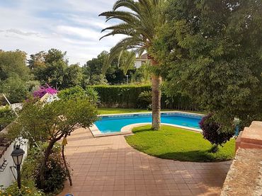 Casa con piscina in affitto a Norte-Sierra