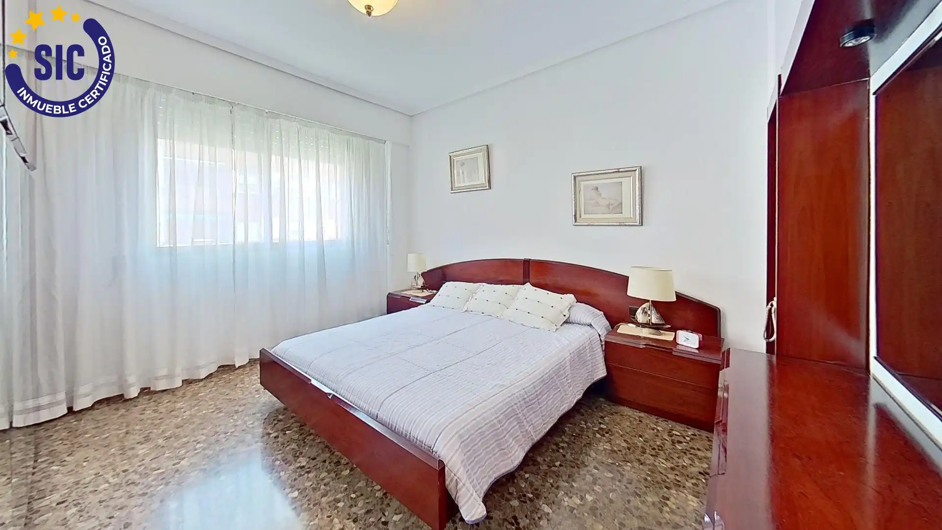 Habitación de Piso en venta en Valencia con Aire acondicionado, Calefacción y Balcón