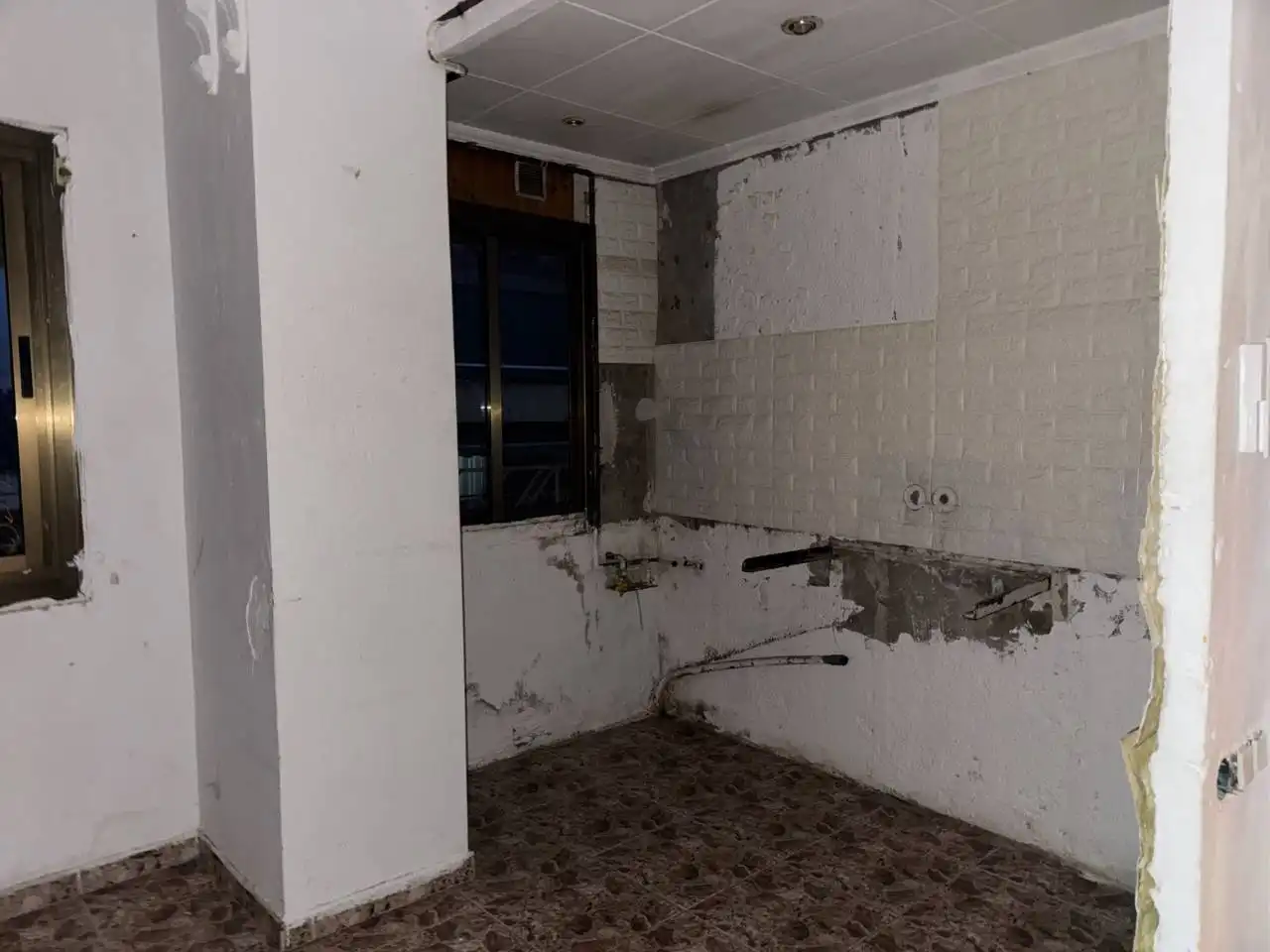 Kitchen of Flat for sale in Sabadell
