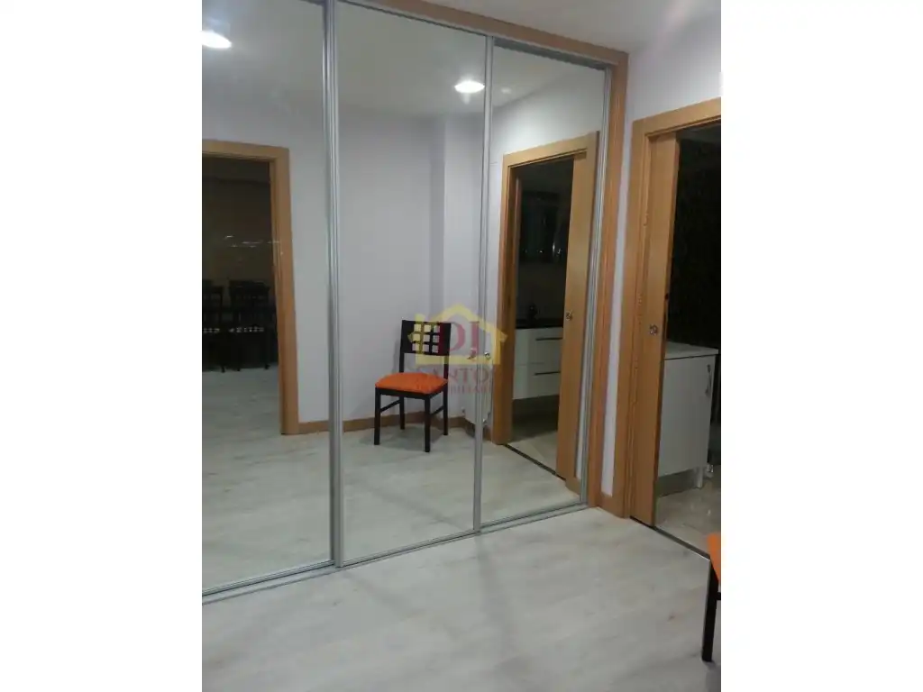 Apartamento de alquiler en Avenida de Italia, Carmelitas