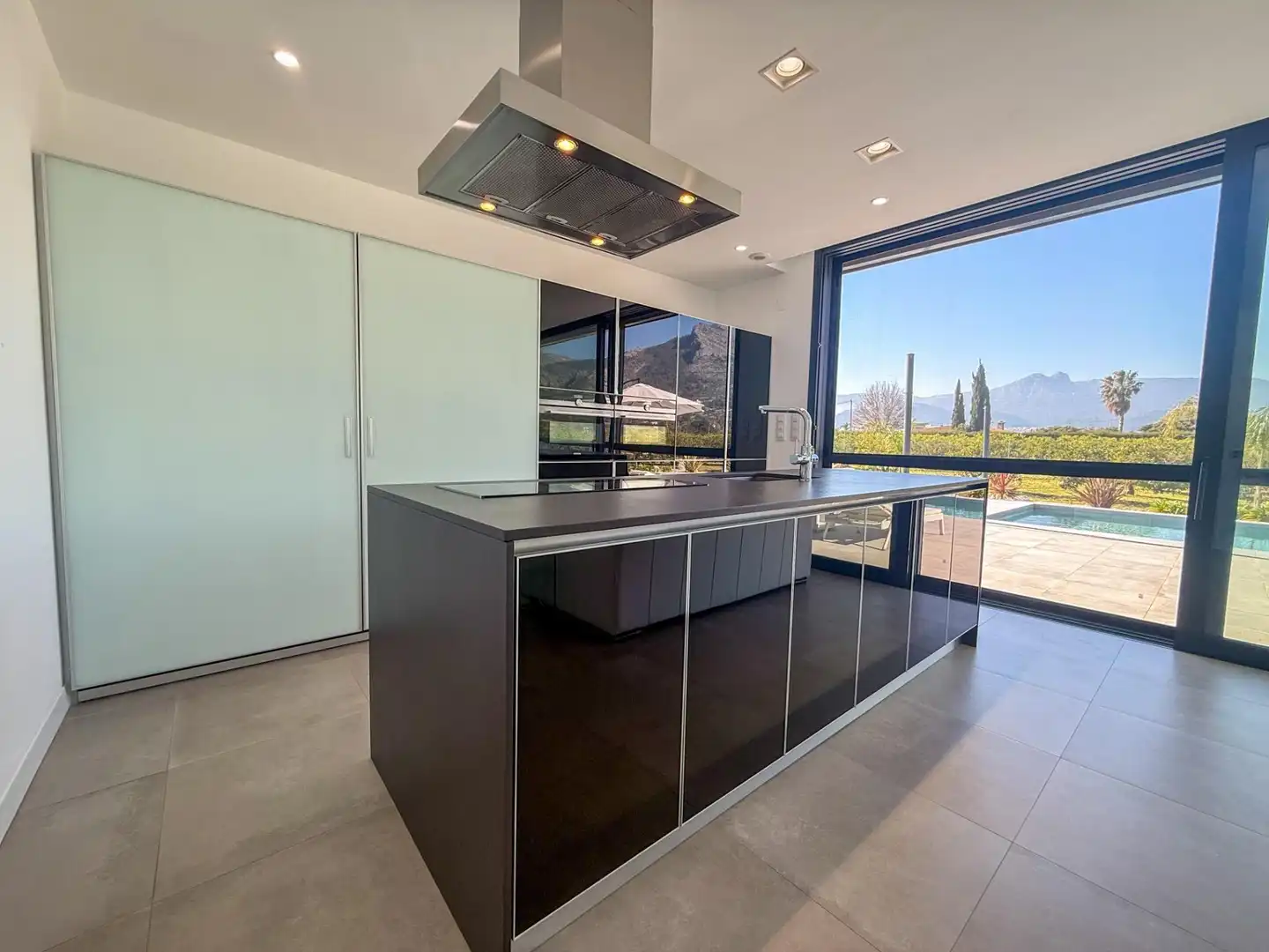 Cocina de Casa o chalet en venta en Tormos con Aire acondicionado, Calefacción y Piscina