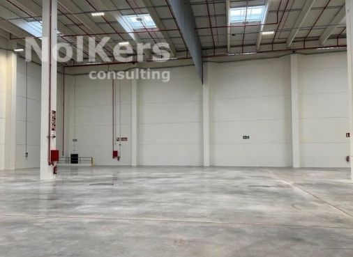 Nau industrial de lloguer en L'Hospitalet de Llobregat amb Calefacció