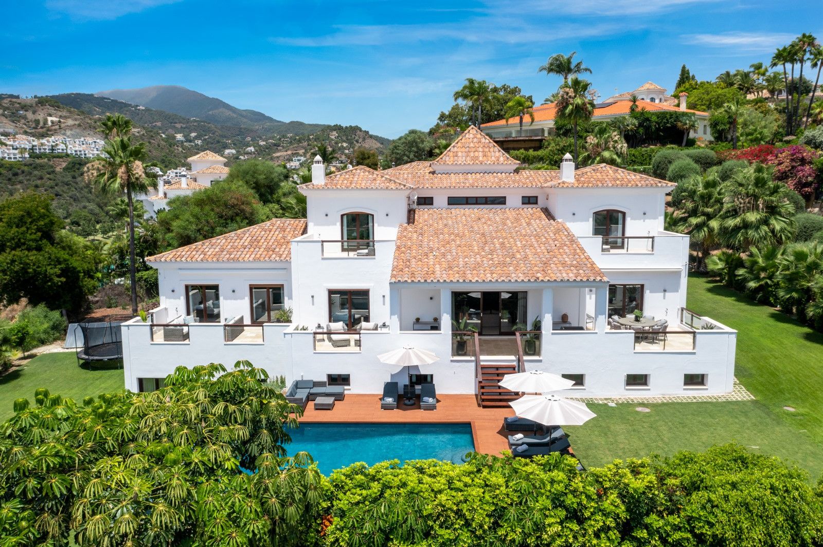 Exterior view of House or chalet to rent in Marbella  with Air Conditioner, Heating and Private garden