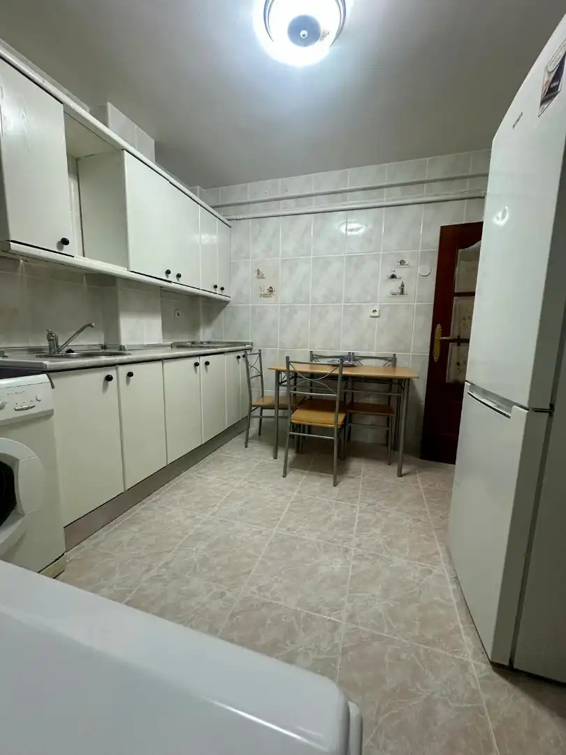 Cocina de Piso en venta en Valladolid con Calefacción, Trastero y Amueblado