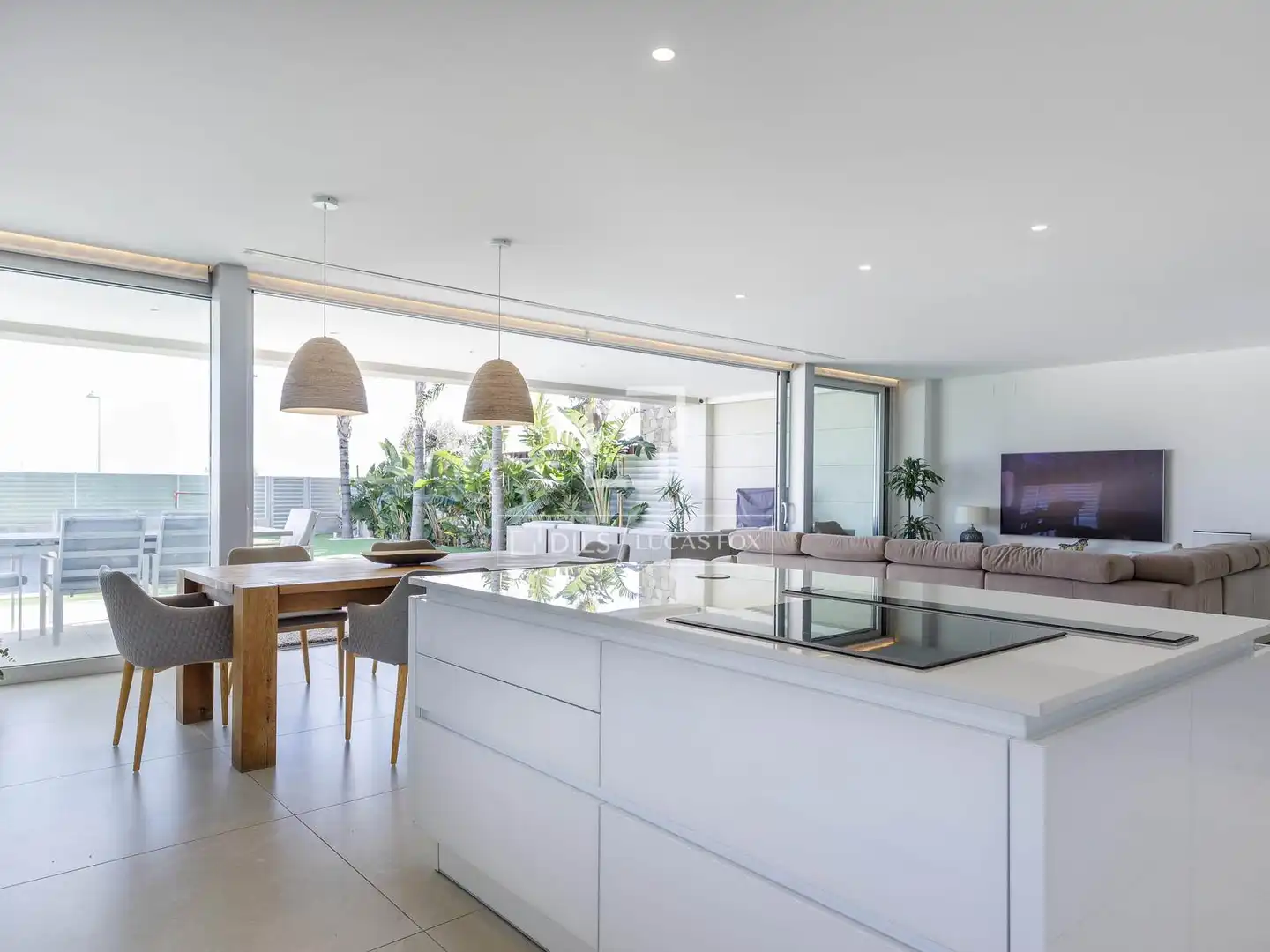 Cocina de Casa o chalet en venta en Sagunto / Sagunt con Aire acondicionado, Calefacción y Jardín privado