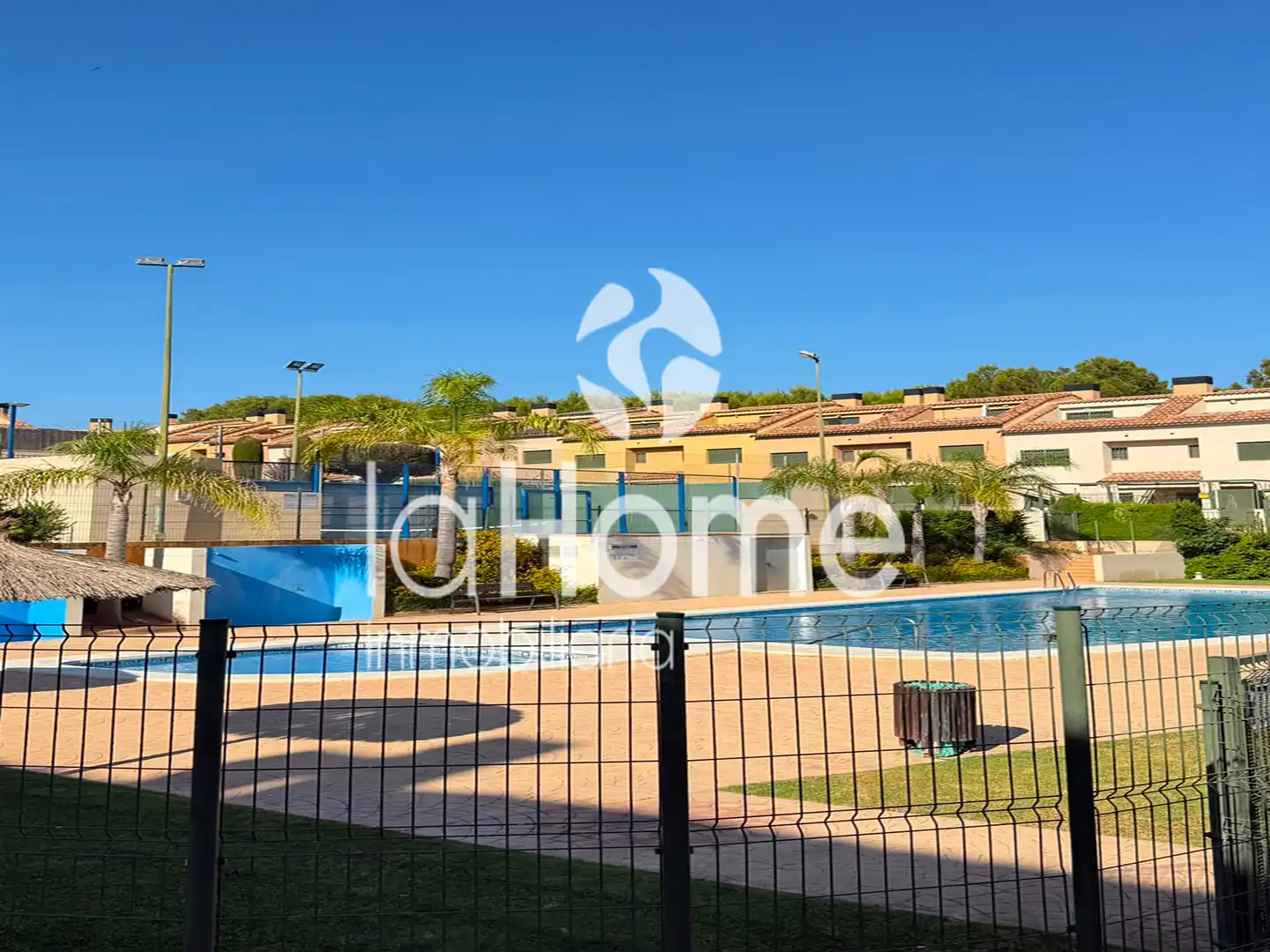 Piscina de Casa adosada en venta en Bétera con Aire acondicionado, Calefacción y Jardín privado