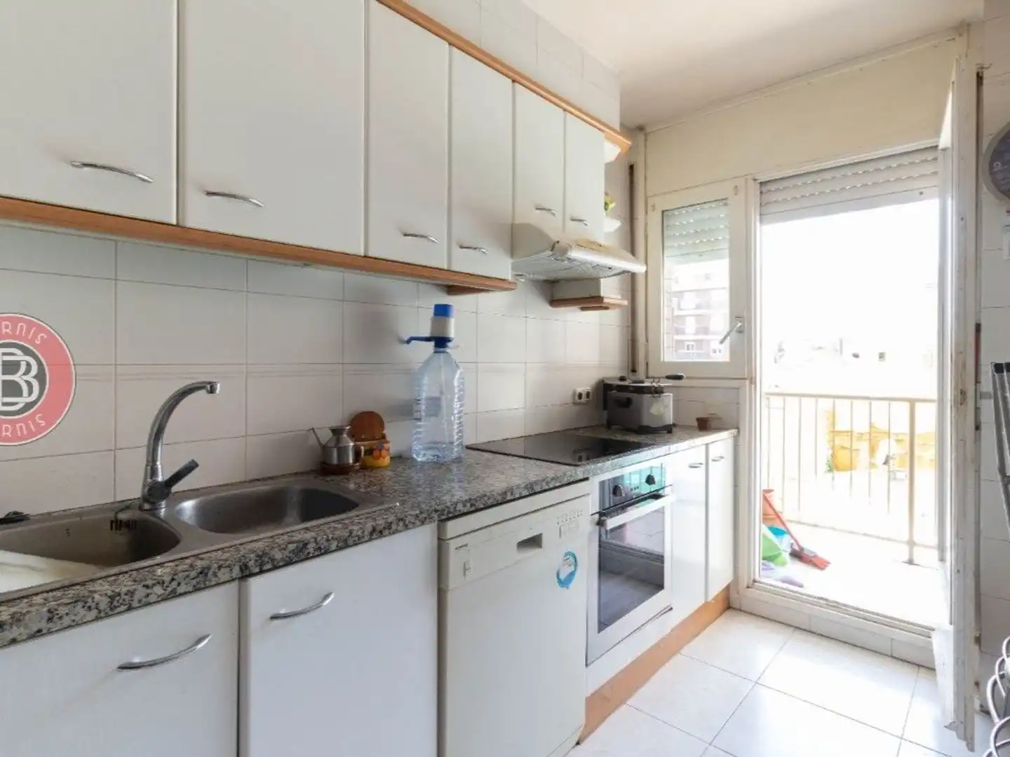 Kitchen of Flat for sale in Manresa  with Storage room and Balcony
