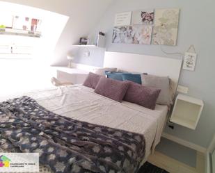 Bedroom of Flat to rent in León Capital   with Air Conditioner, Heating and Parquet flooring