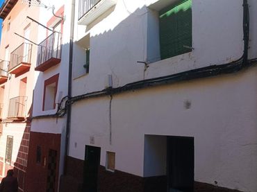 Casa con balcón en venta en Mayor