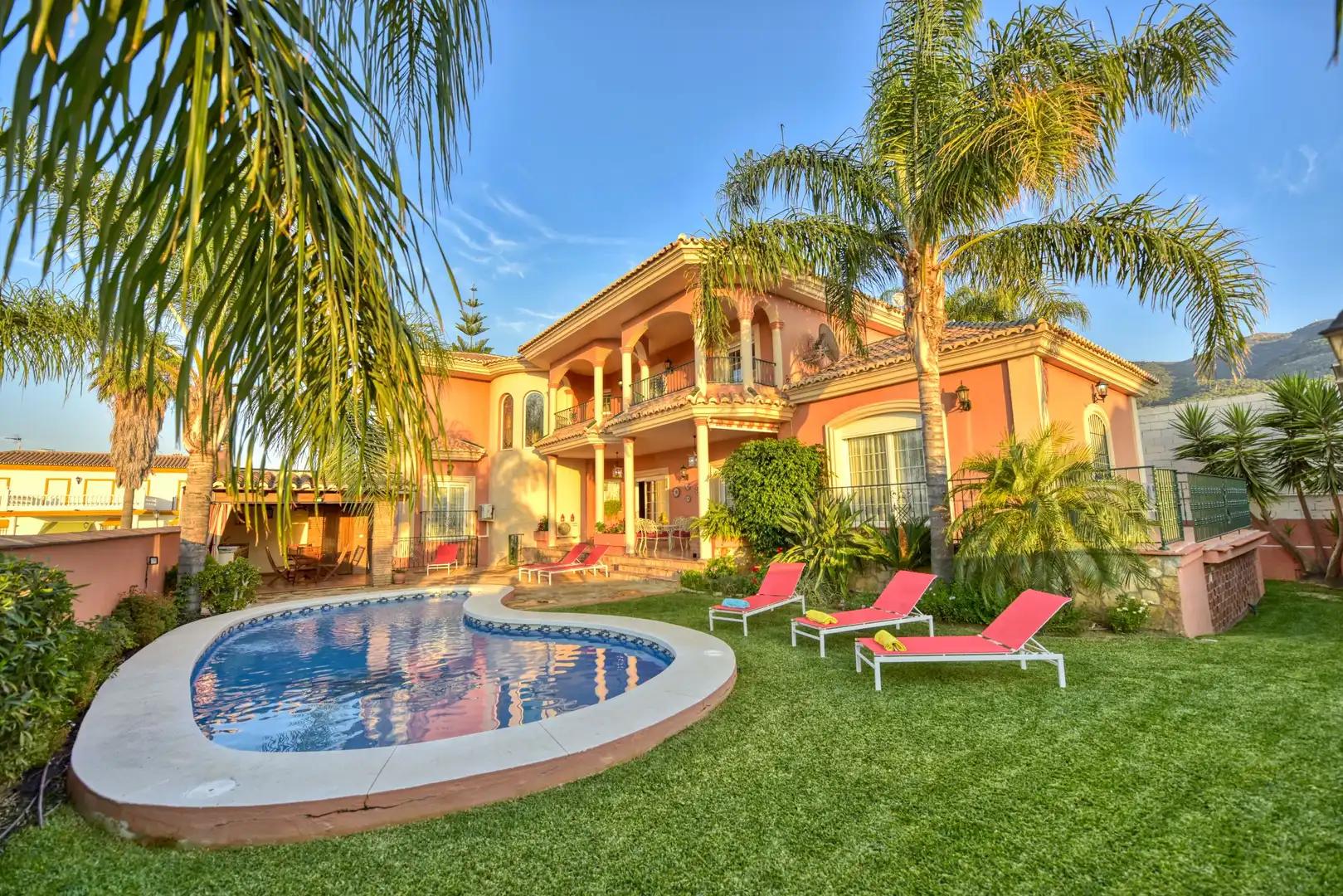 Jardín de Casa o chalet en venta en Alhaurín El Grande con Aire acondicionado, Calefacción y Terraza