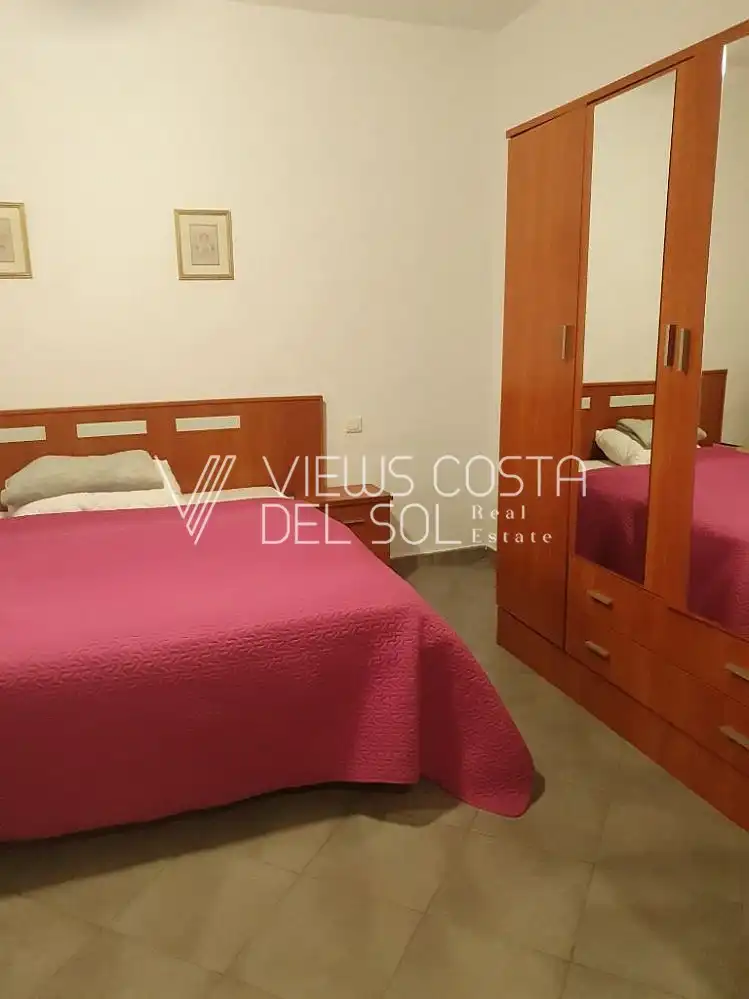 Habitación de Casa o chalet en venta en Torrox con Terraza, Amueblado y Horno