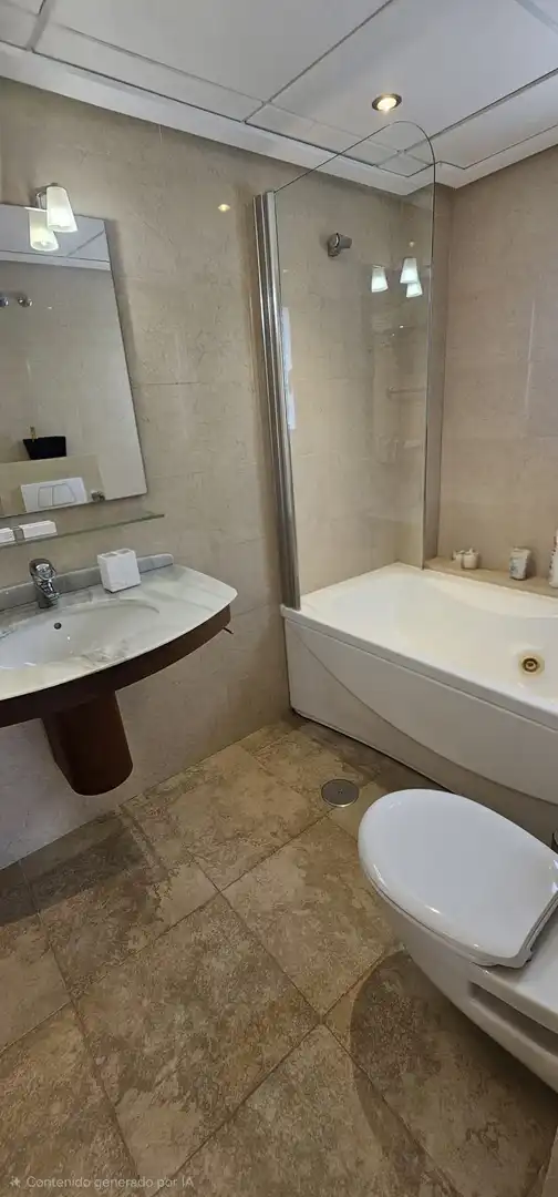 Baño de Apartamento en venta en Altea con Aire acondicionado, Calefacción y Terraza