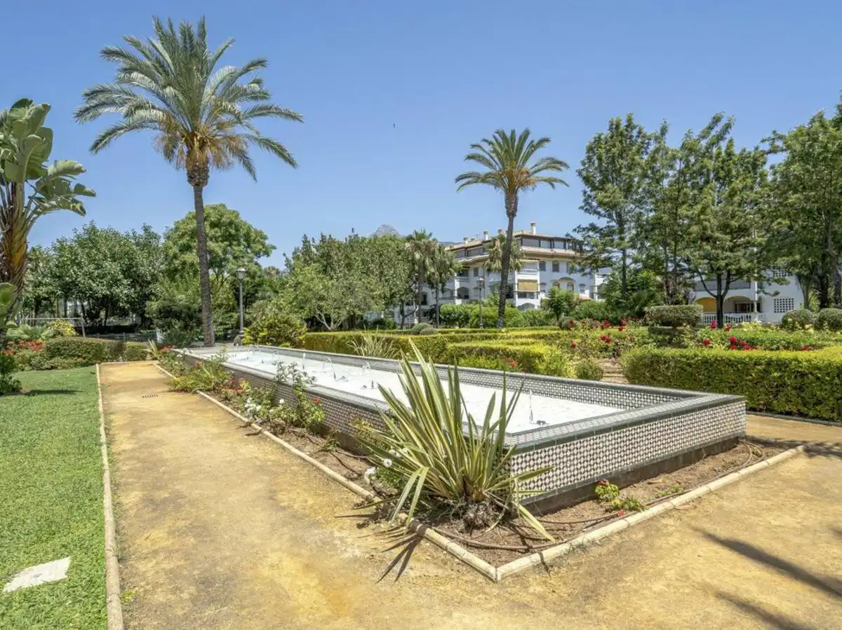 Jardí de Planta baixa de lloguer en Marbella amb Terrassa, Piscina i Piscina comunitària