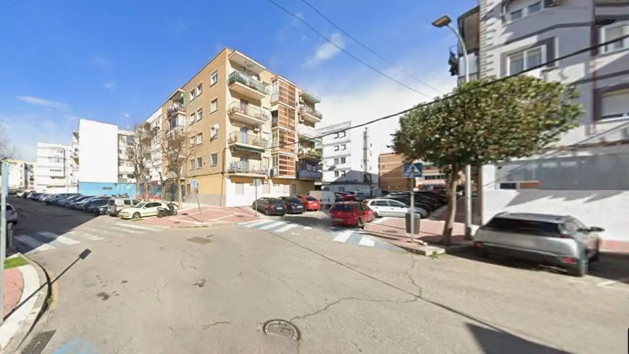 Vista exterior de Piso en venta en Parla
