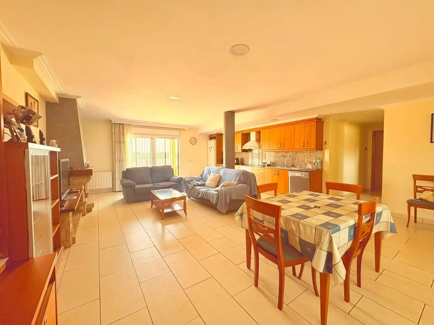Sala de estar de Casa o chalet en venta en Vilamalla con Aire acondicionado, Calefacción y Terraza