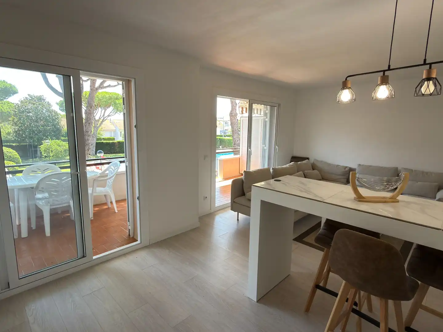 Sala d'estar de Apartament en venda en Palafrugell amb Calefacció, Parquet i Terrassa